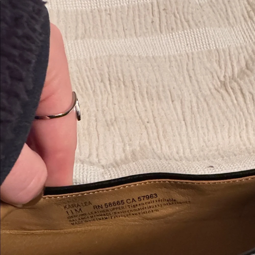 Susina Kaira-Lee Loafer - Picture 3 of 4